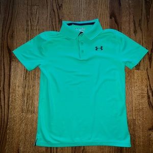 Under Armour boy’s loose heatgear polo, size medium